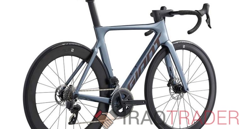 2022 Giant Propel Advanced 1 Disc Road Bike (M3BIKESHOP)