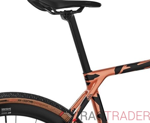 2024 Canyon Grail CFR LTD Road Bike (GUN2BIKESHOP)